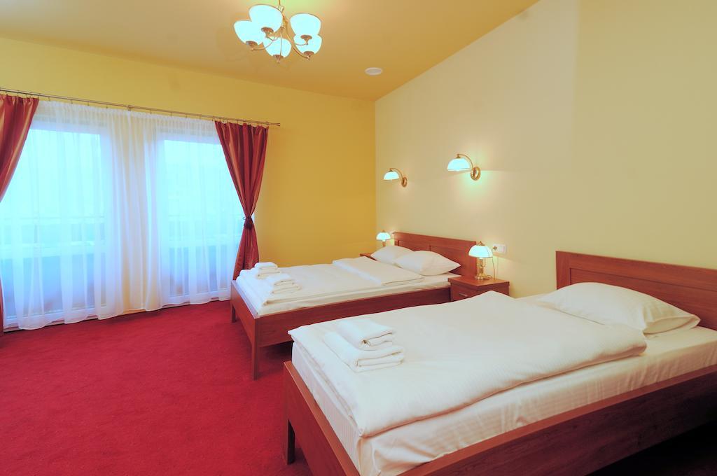 Hotel Na Bloniach Белско-Бяла Стая снимка